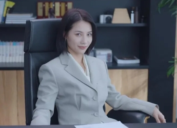 完蛋我被美女包围了游戏介绍