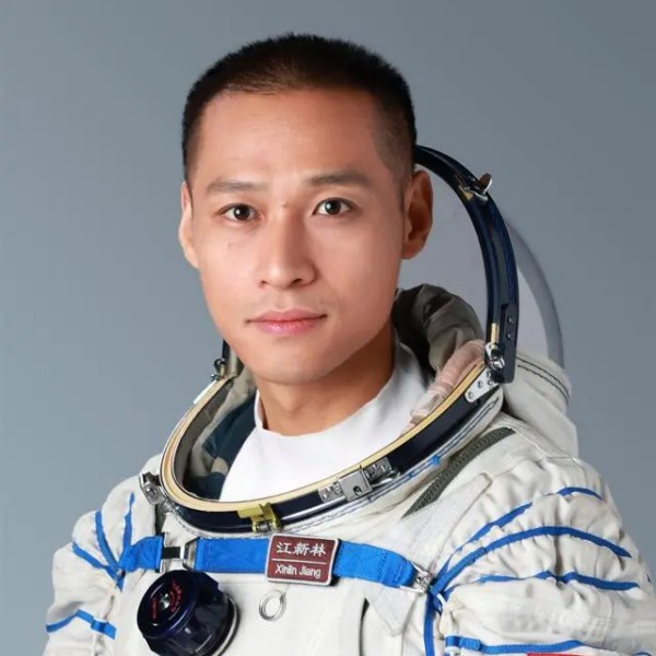 神舟十七号航天员名单介绍